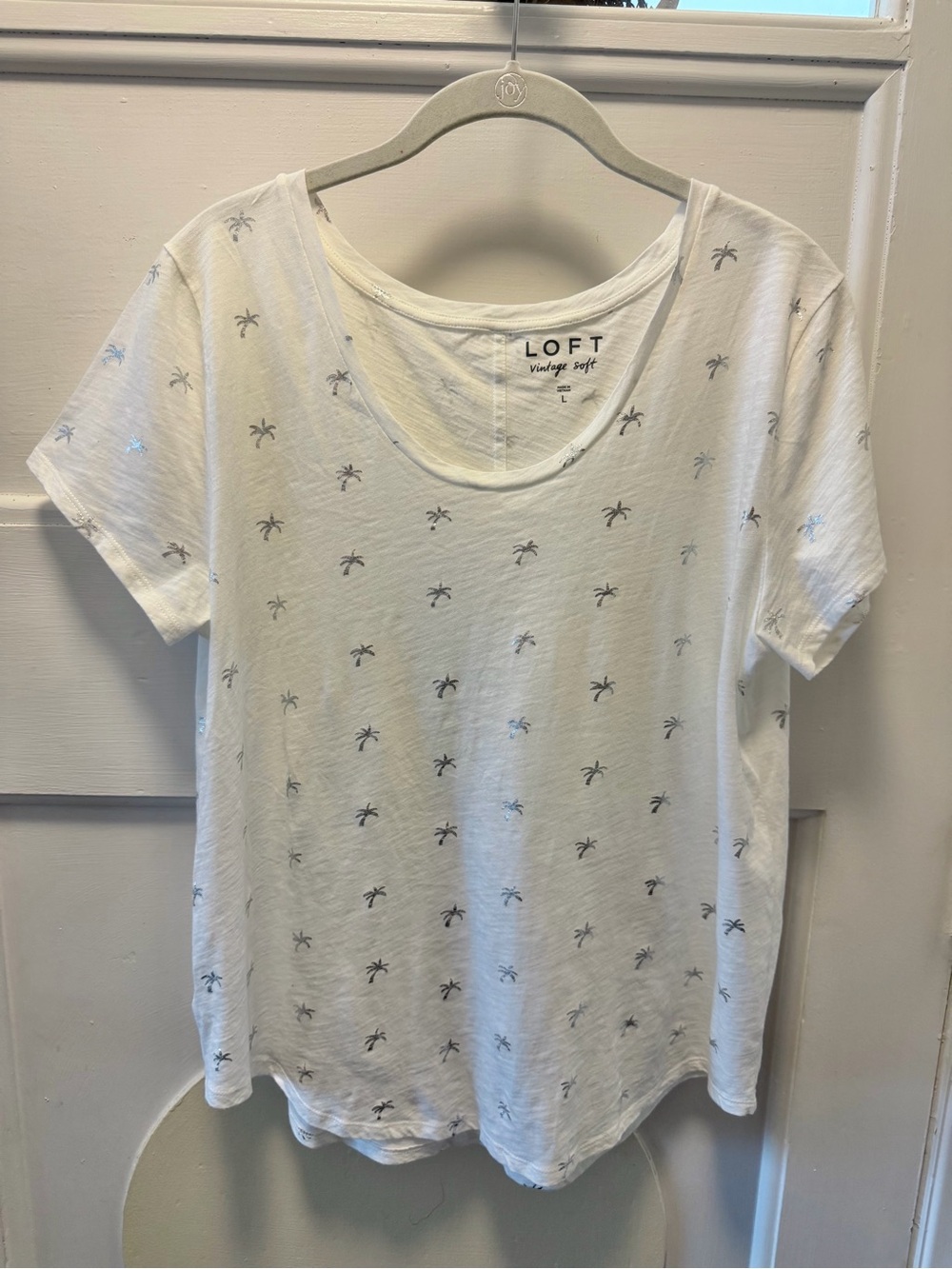 LOFT White Scoop Neck Tee with Tiny Palm Print